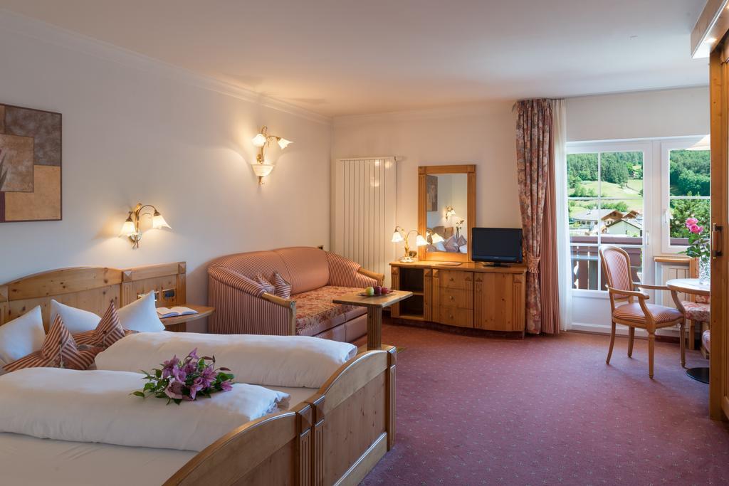 Hotel Zum Wolf กัสเตลรอตโต ห้อง รูปภาพ